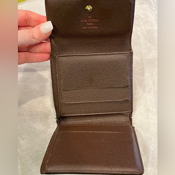 Authentic Vintage Pre-Loved Louis Vuitton Damier Ebene Wallet - Picture 13 of 14